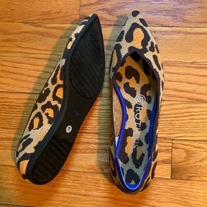 Rothy’s D’orsay pointed toe flats; big cat print